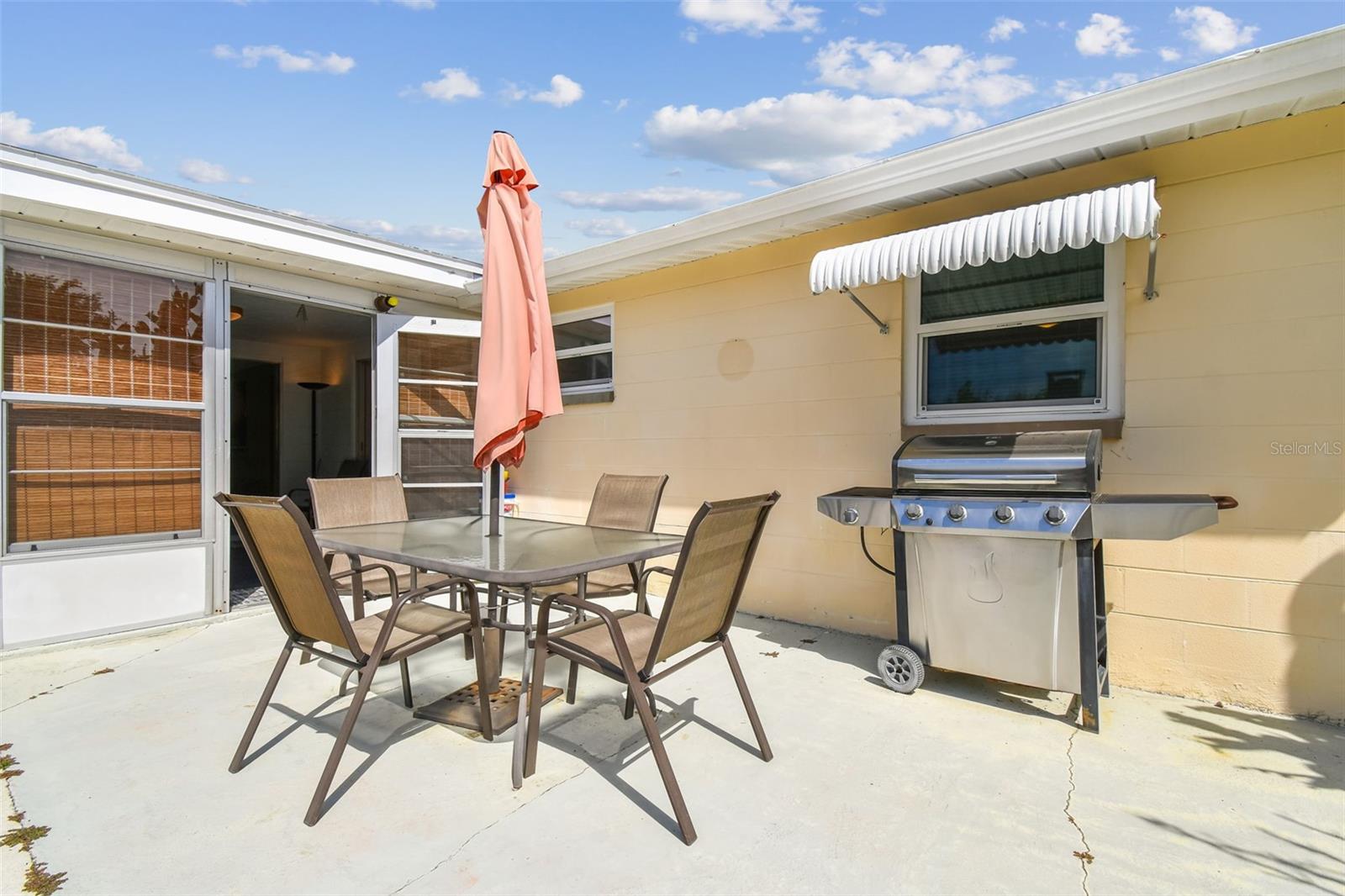 Listing photo id 37 for 3514 Truman Drive