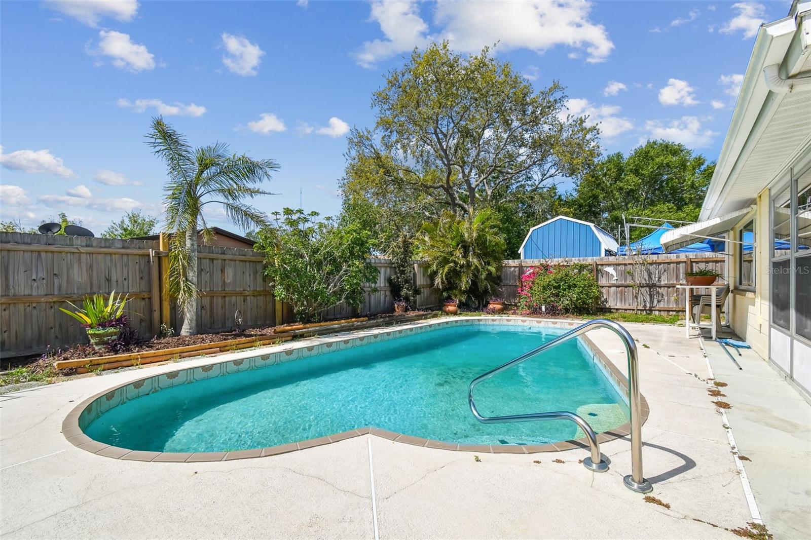 Listing photo id 40 for 3514 Truman Drive