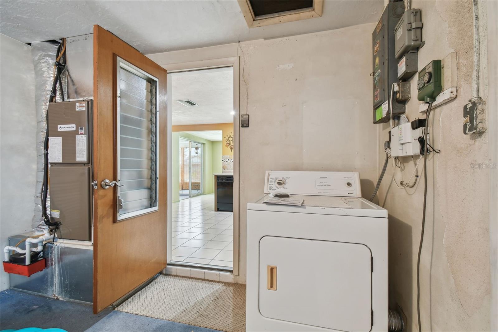 Listing photo id 48 for 3514 Truman Drive