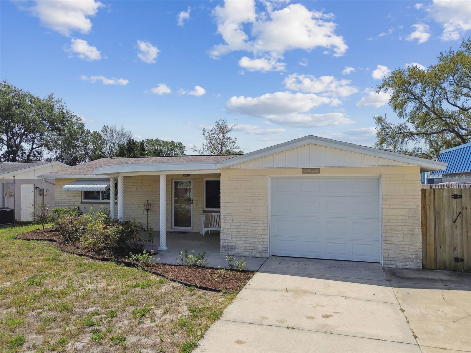 Listing photo id 51 for 3514 Truman Drive