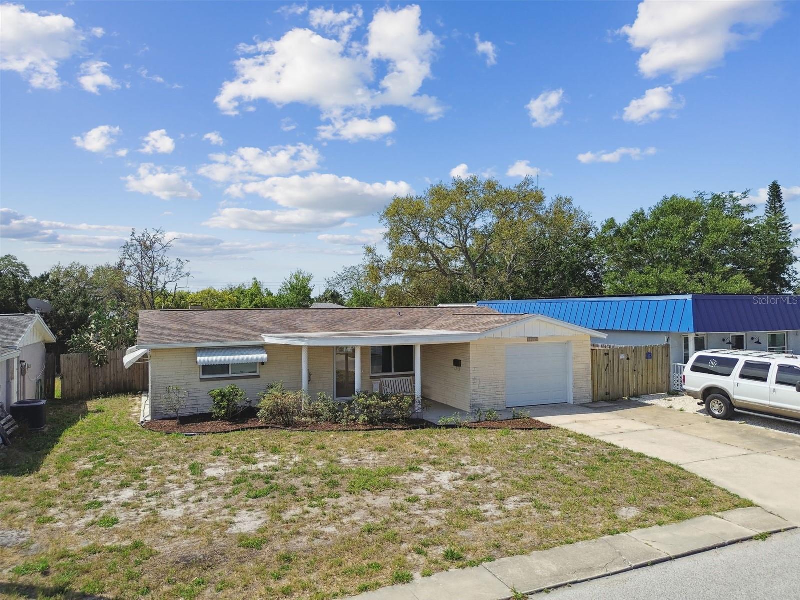 Listing photo id 53 for 3514 Truman Drive