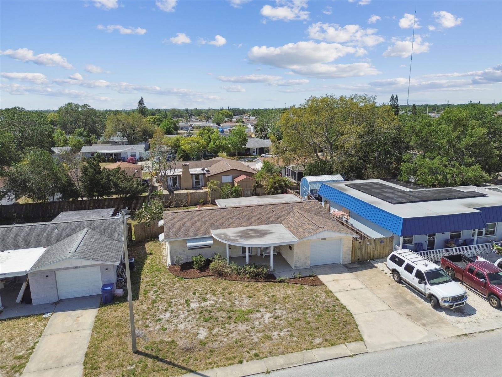 Listing photo id 57 for 3514 Truman Drive