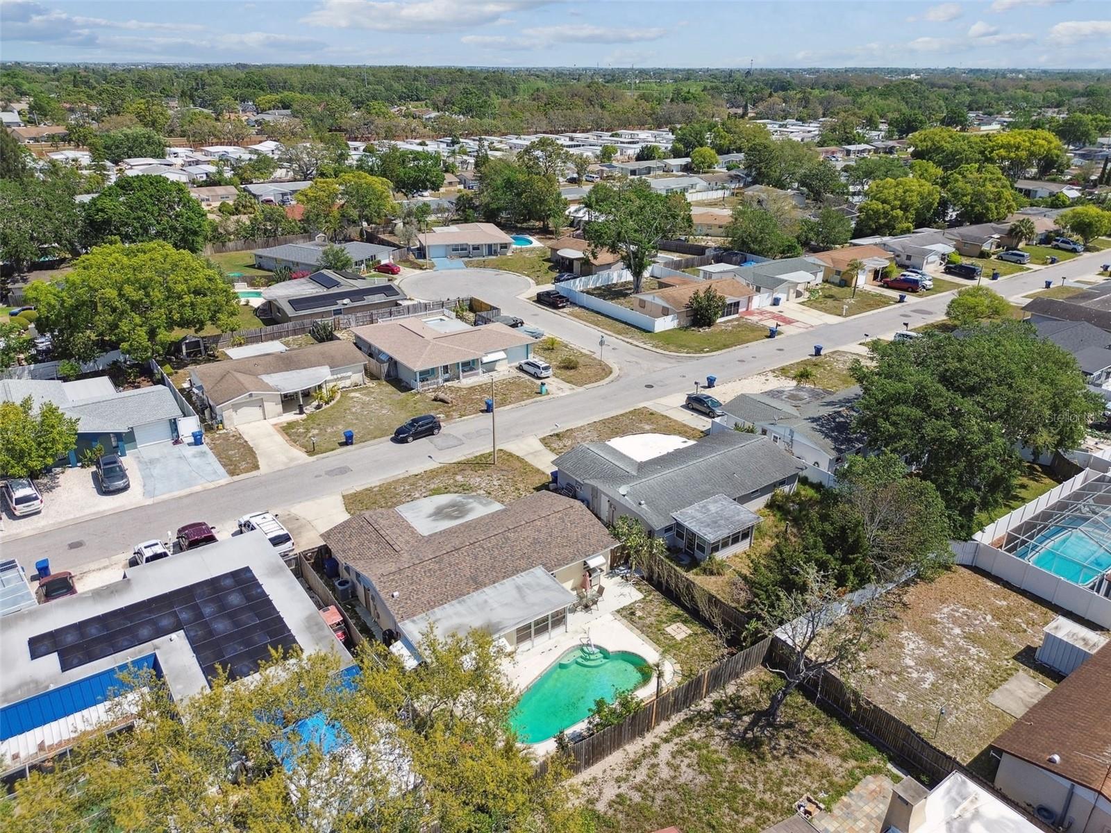 Listing photo id 60 for 3514 Truman Drive