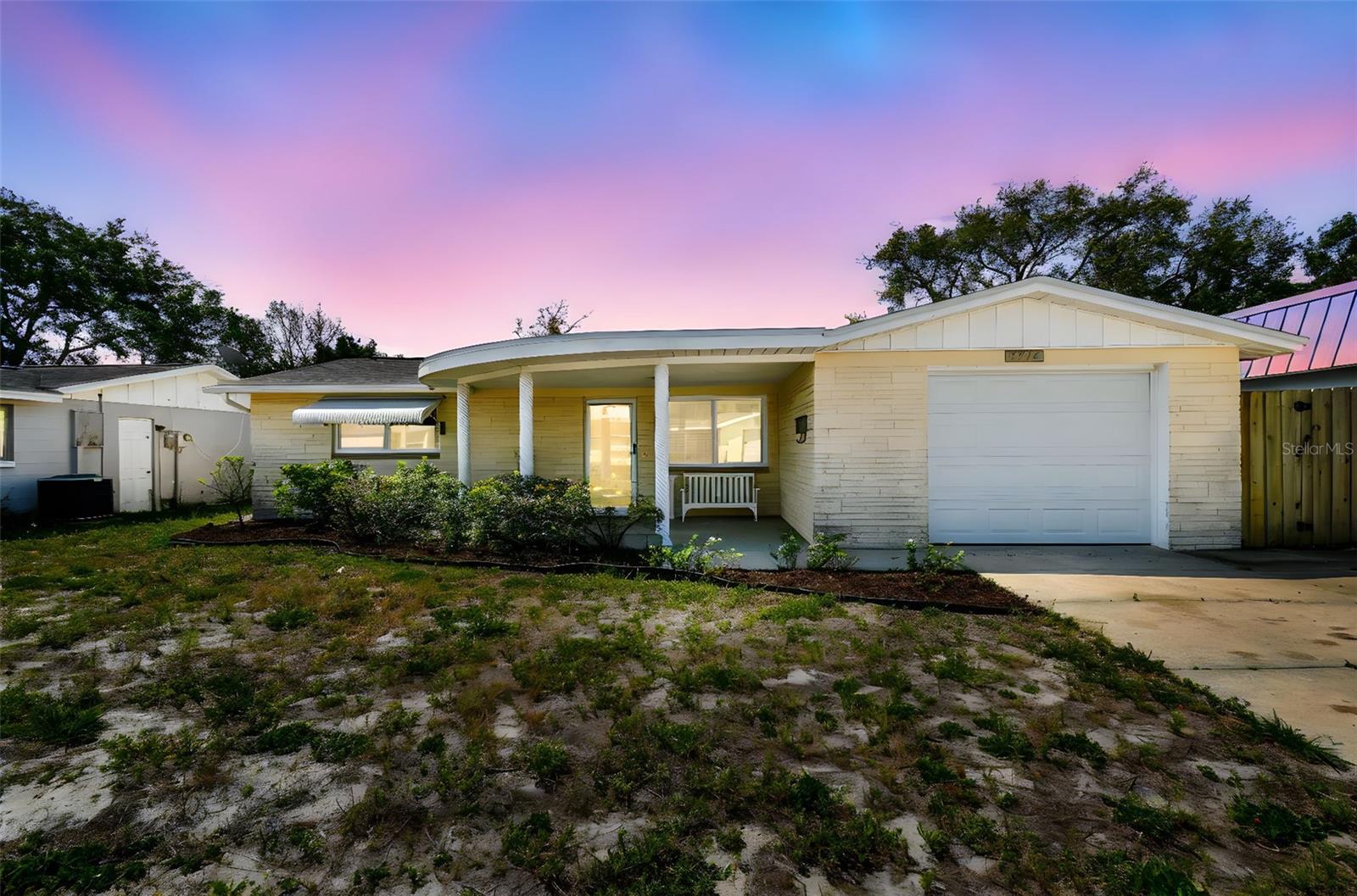 Listing photo id 65 for 3514 Truman Drive