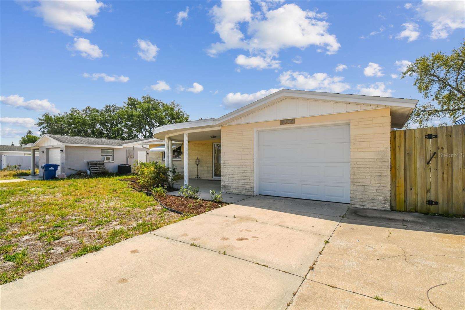Listing photo id 68 for 3514 Truman Drive
