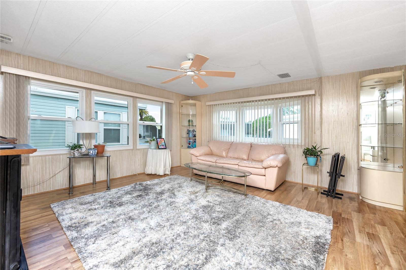 Image 3 of 44 For 701 Sugar Palm Street