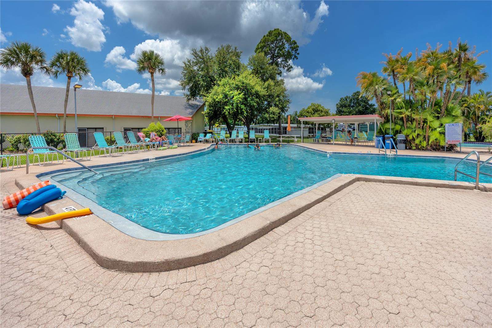 Image 33 of 44 For 701 Sugar Palm Street