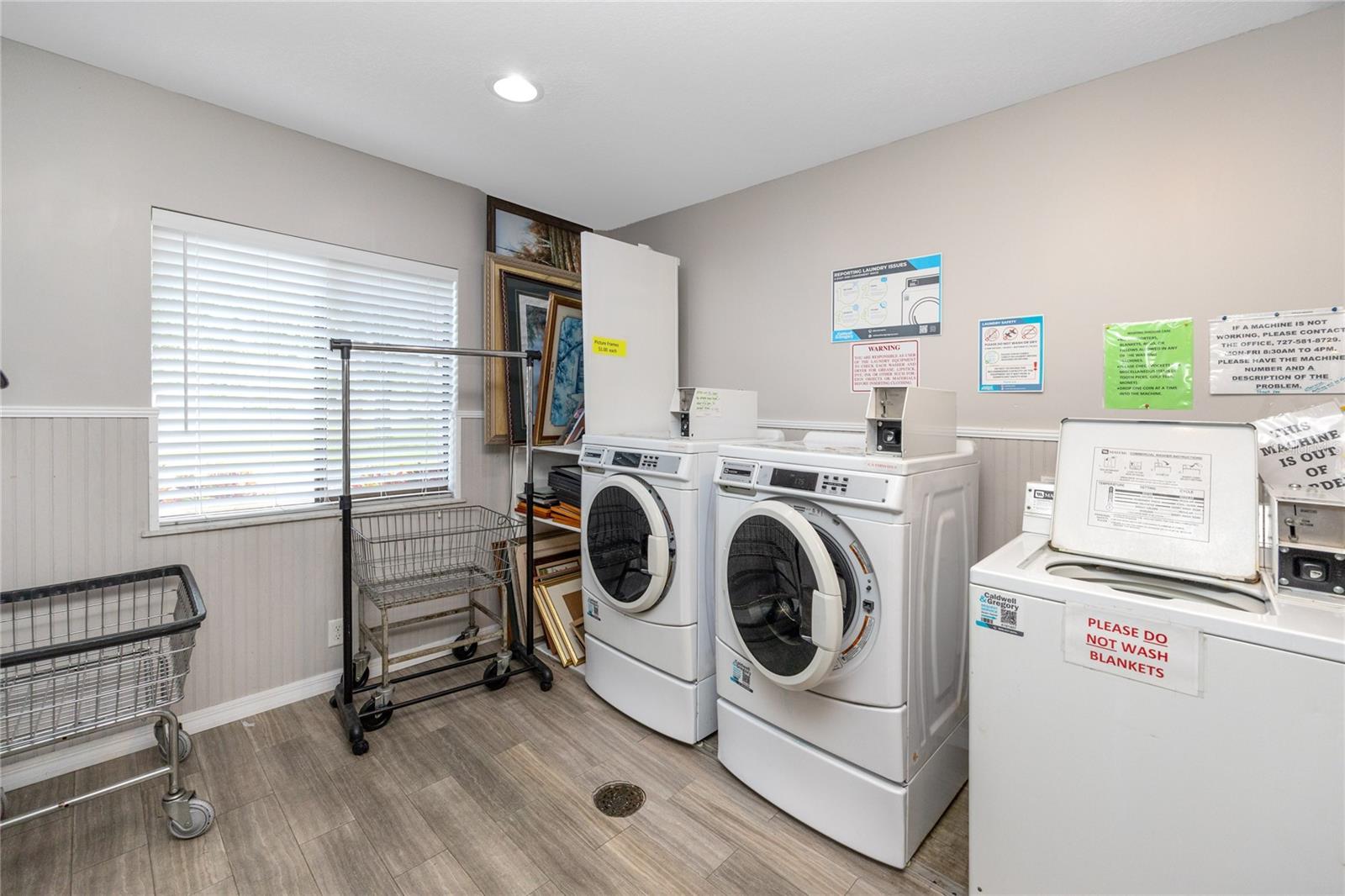 Image 43 of 44 For 701 Sugar Palm Street