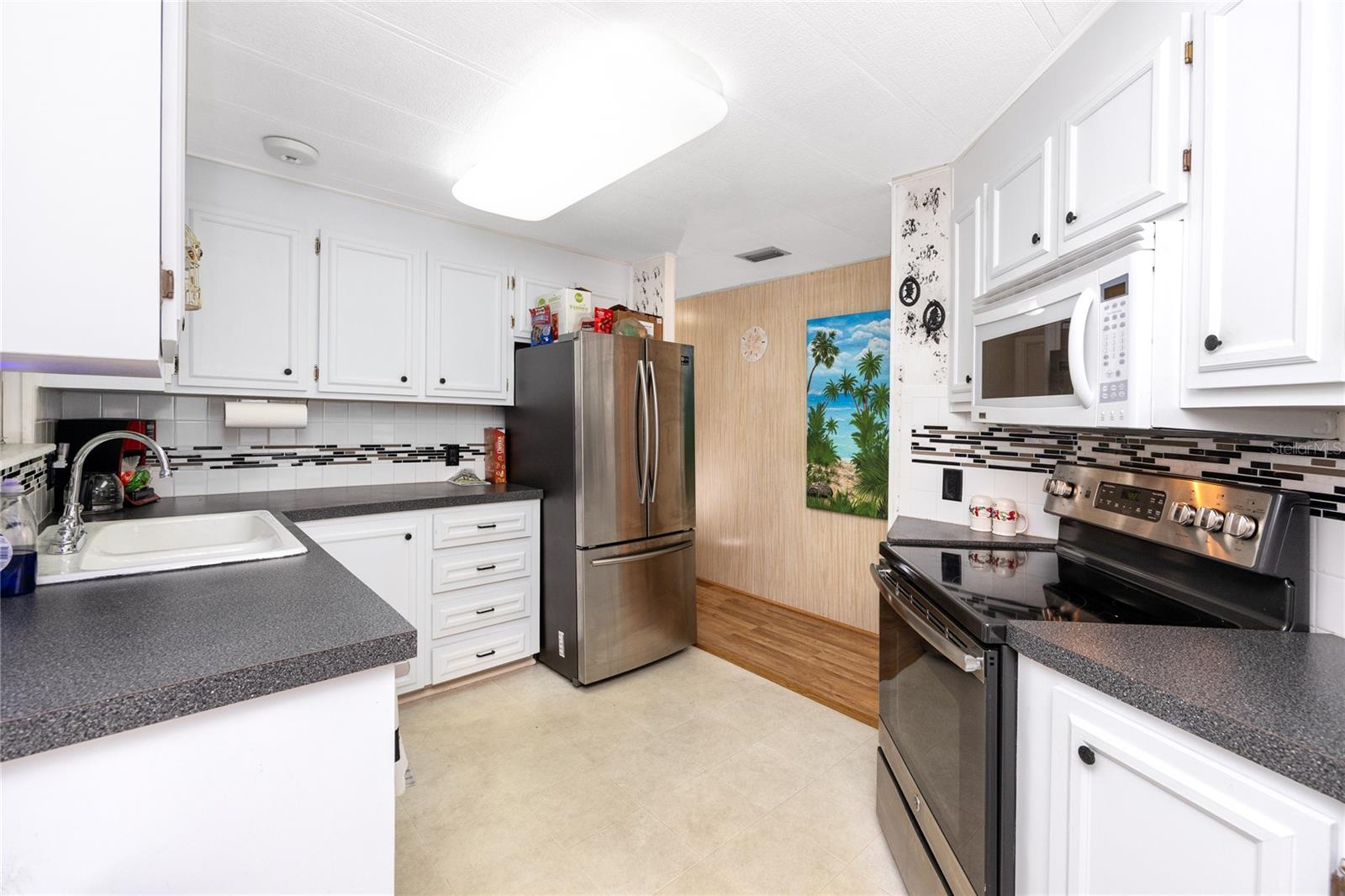 Image 5 of 44 For 701 Sugar Palm Street