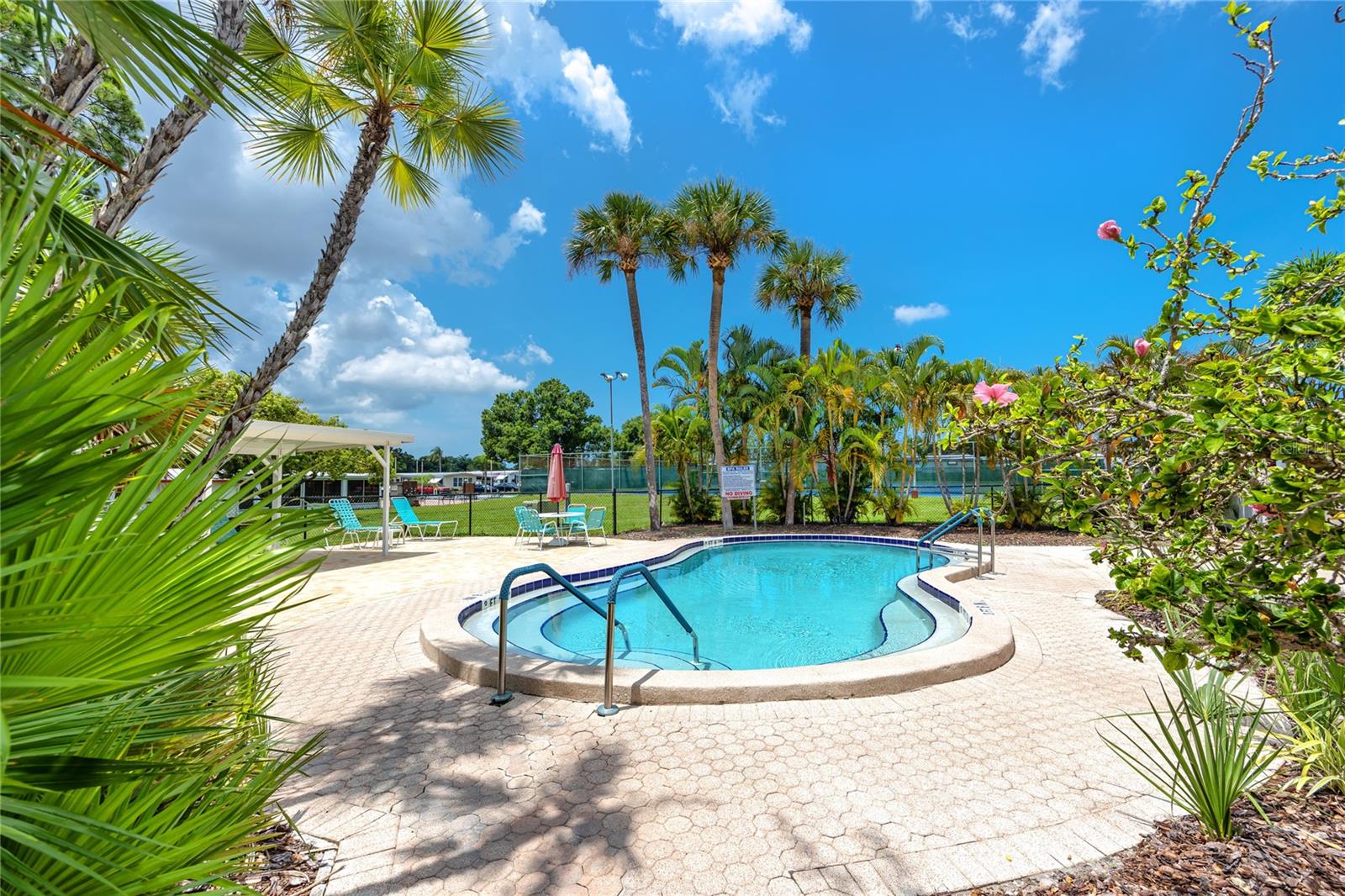 Image 6 of 44 For 701 Sugar Palm Street