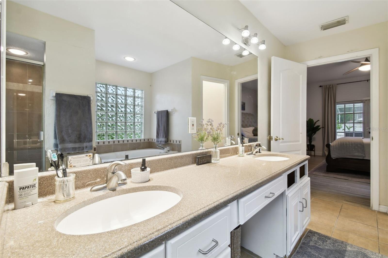 Image 35 of 76 For 1727 Woodpond Way