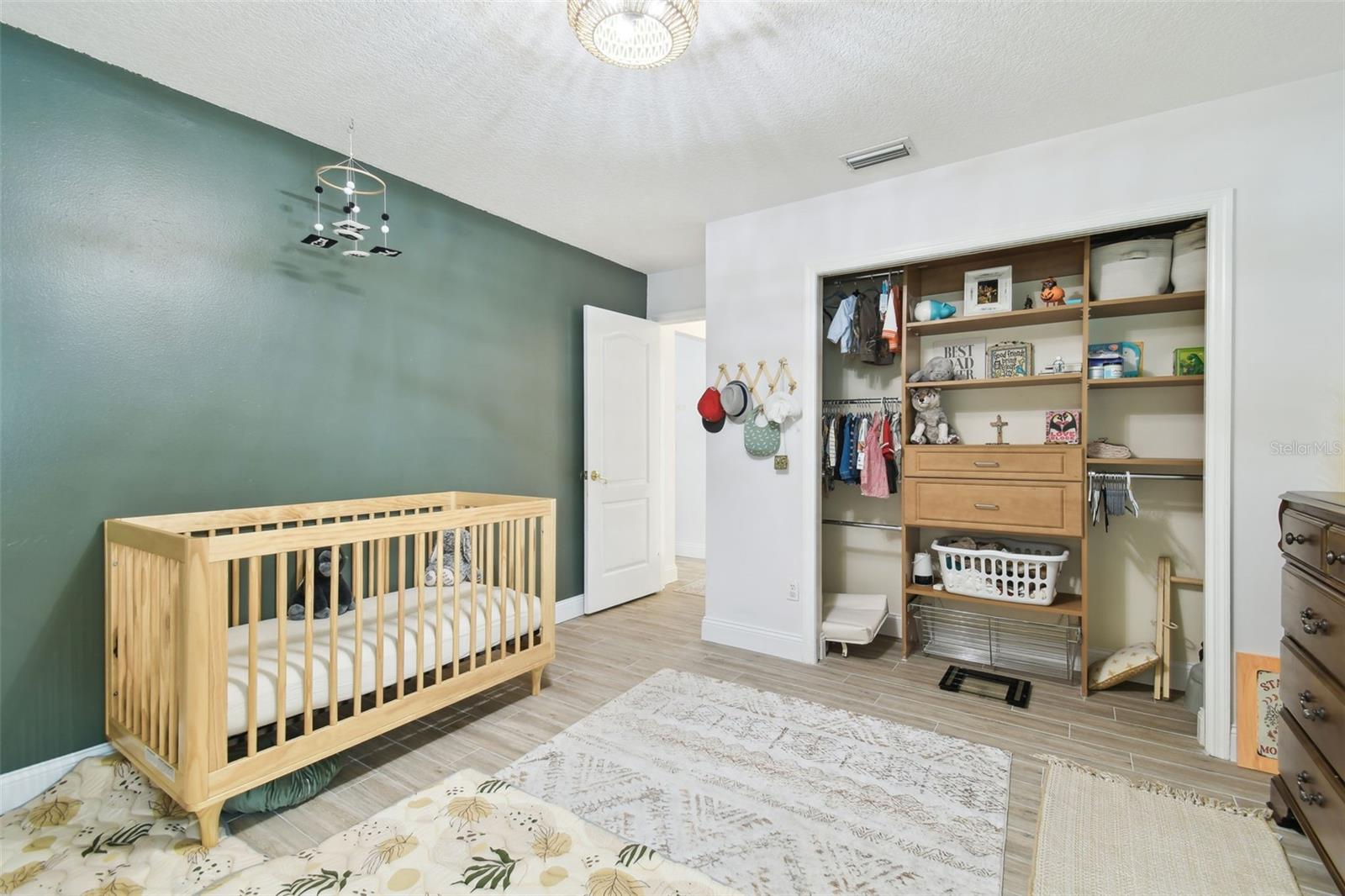 Image 45 of 76 For 1727 Woodpond Way