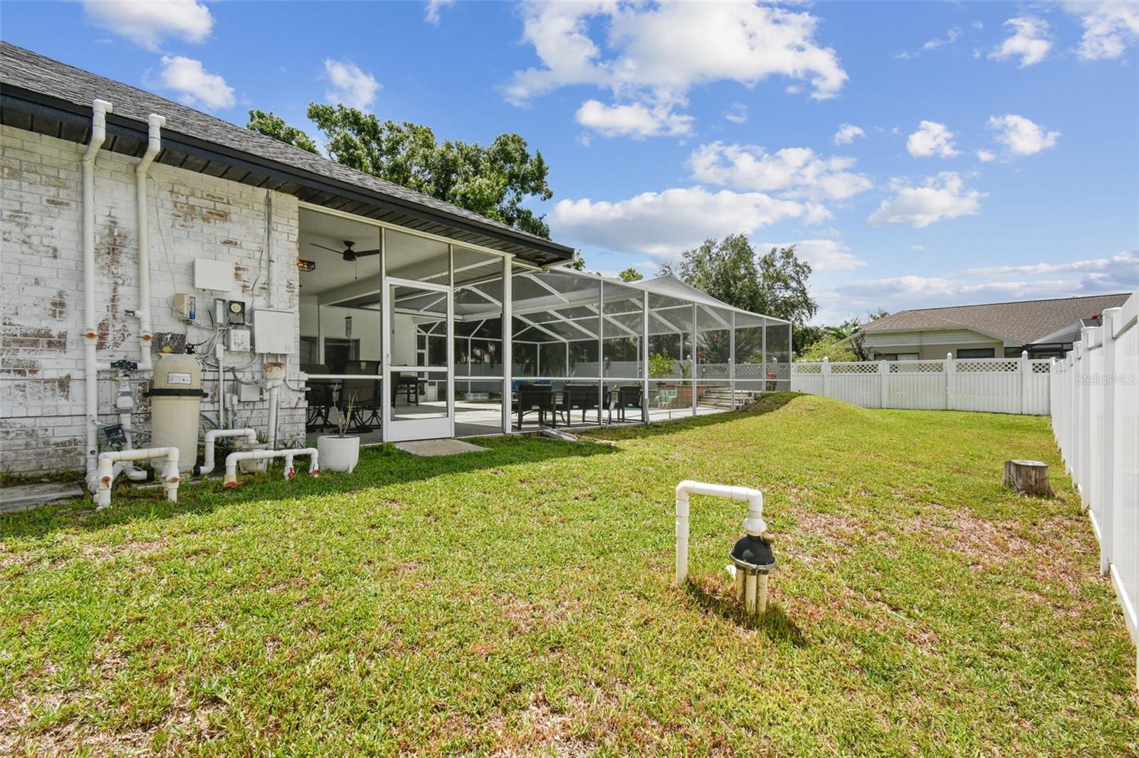 Image 60 of 76 For 1727 Woodpond Way