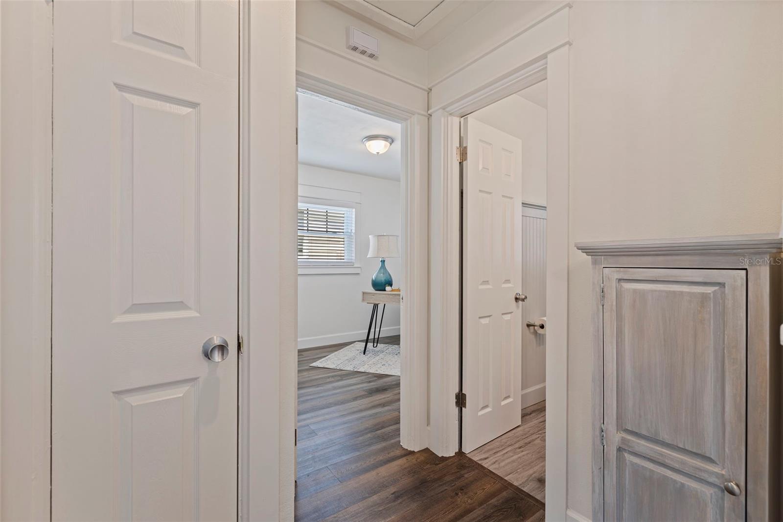 Image 10 of 41 For 1023 34th Avenue N