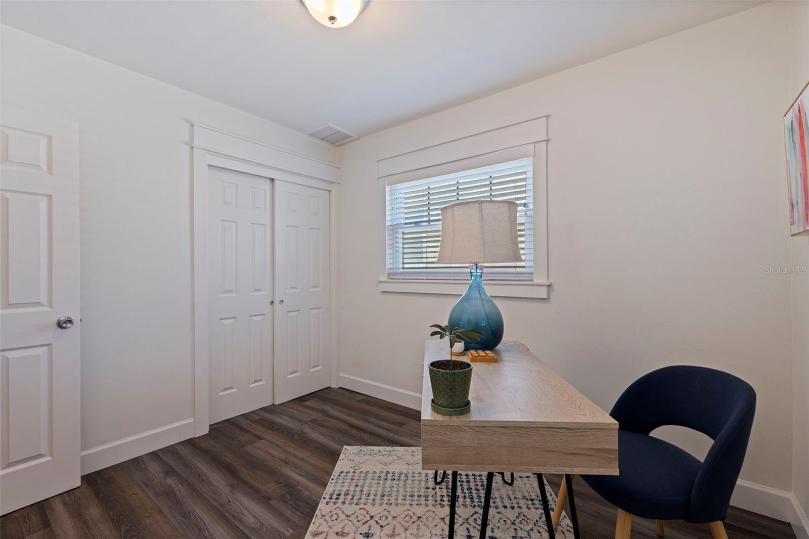 Image 15 of 41 For 1023 34th Avenue N