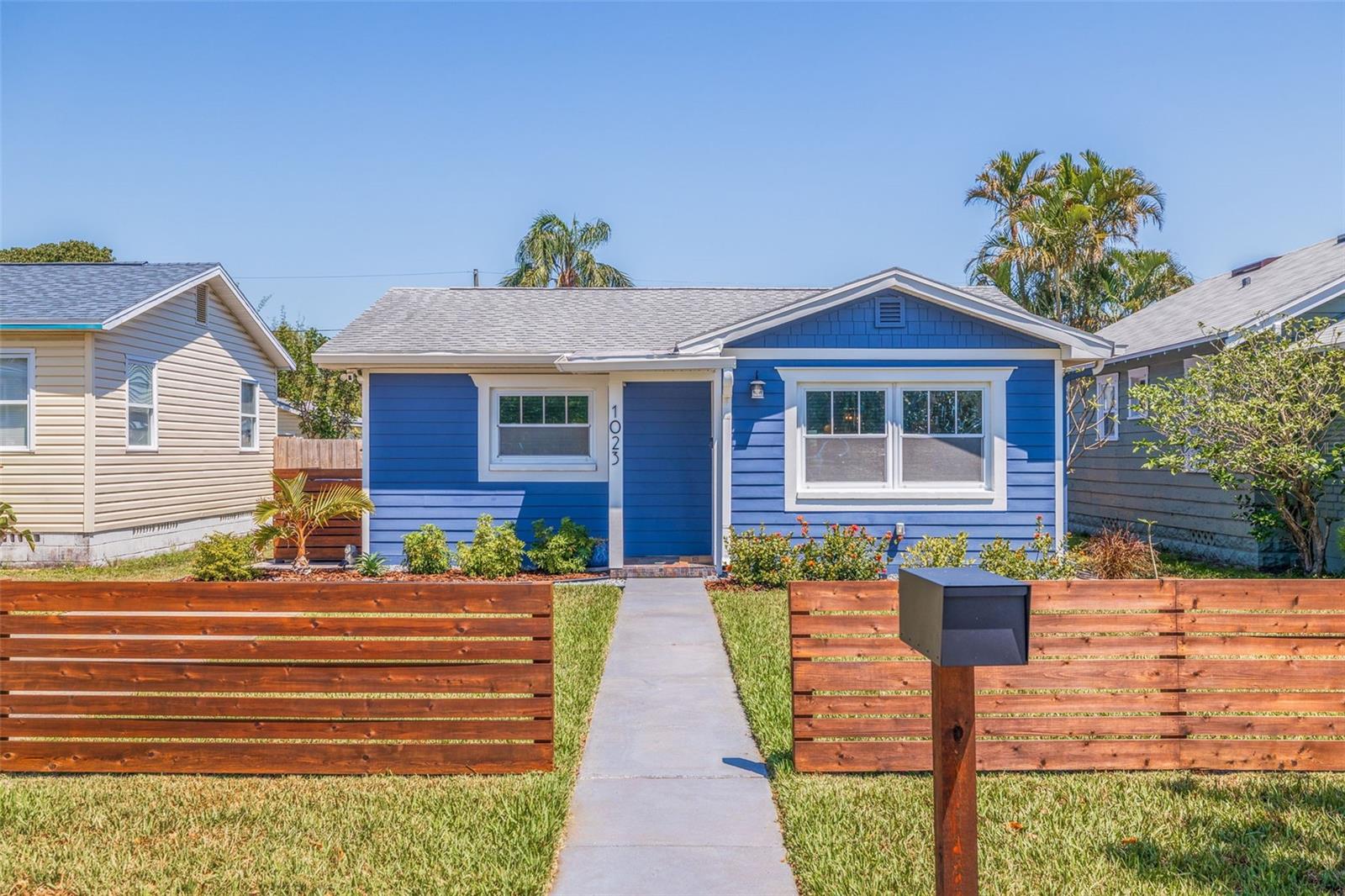 Image 2 of 41 For 1023 34th Avenue N