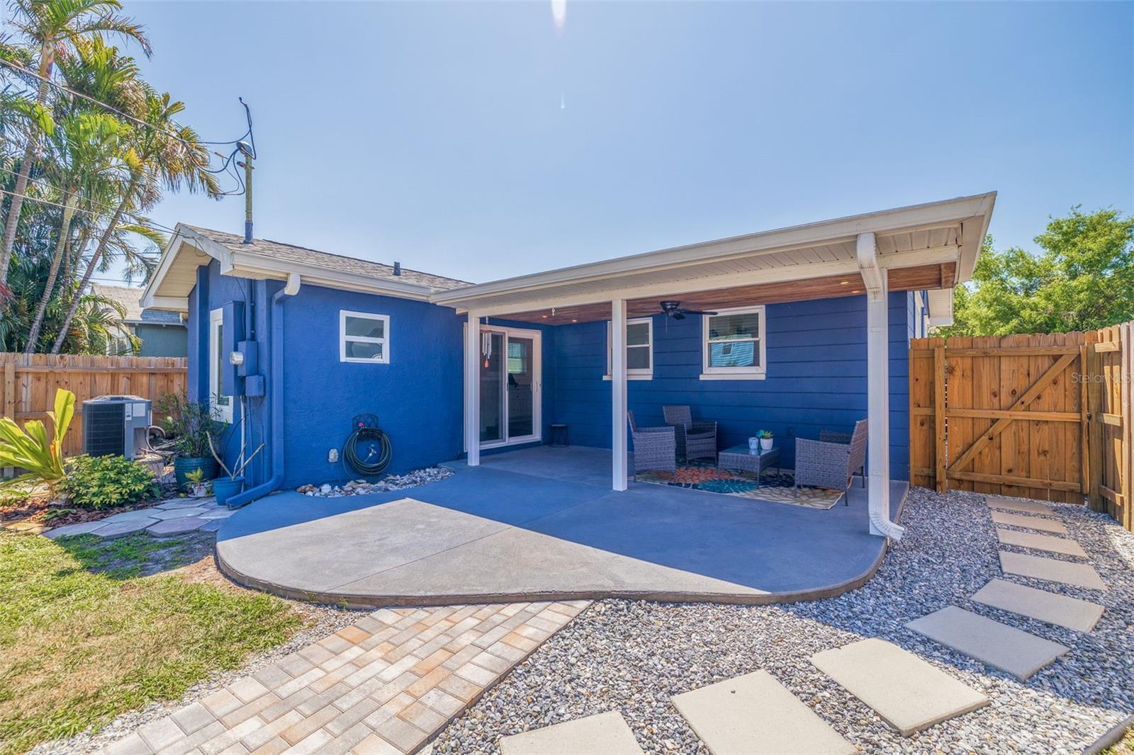 Image 28 of 41 For 1023 34th Avenue N