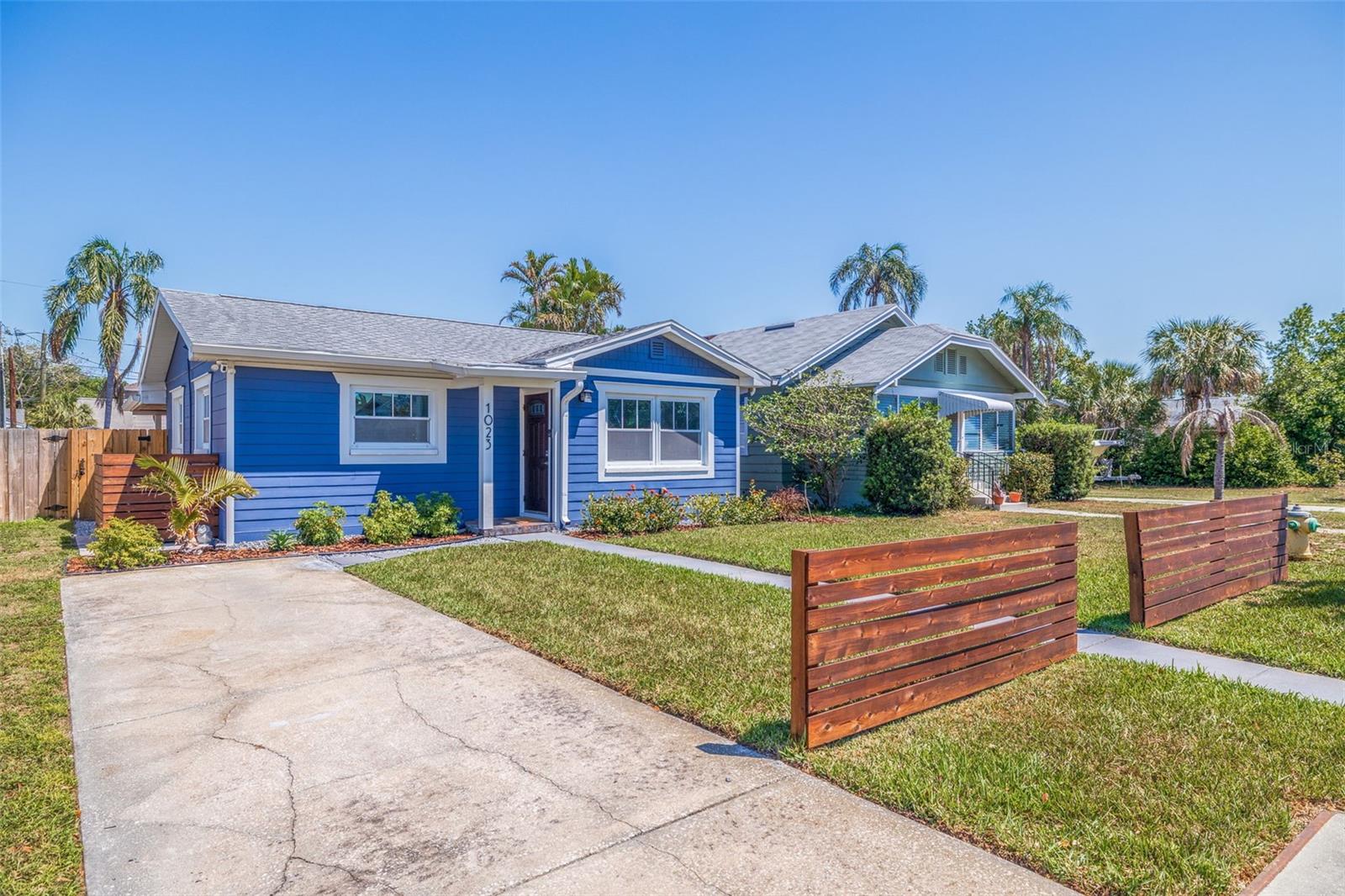 Image 3 of 41 For 1023 34th Avenue N