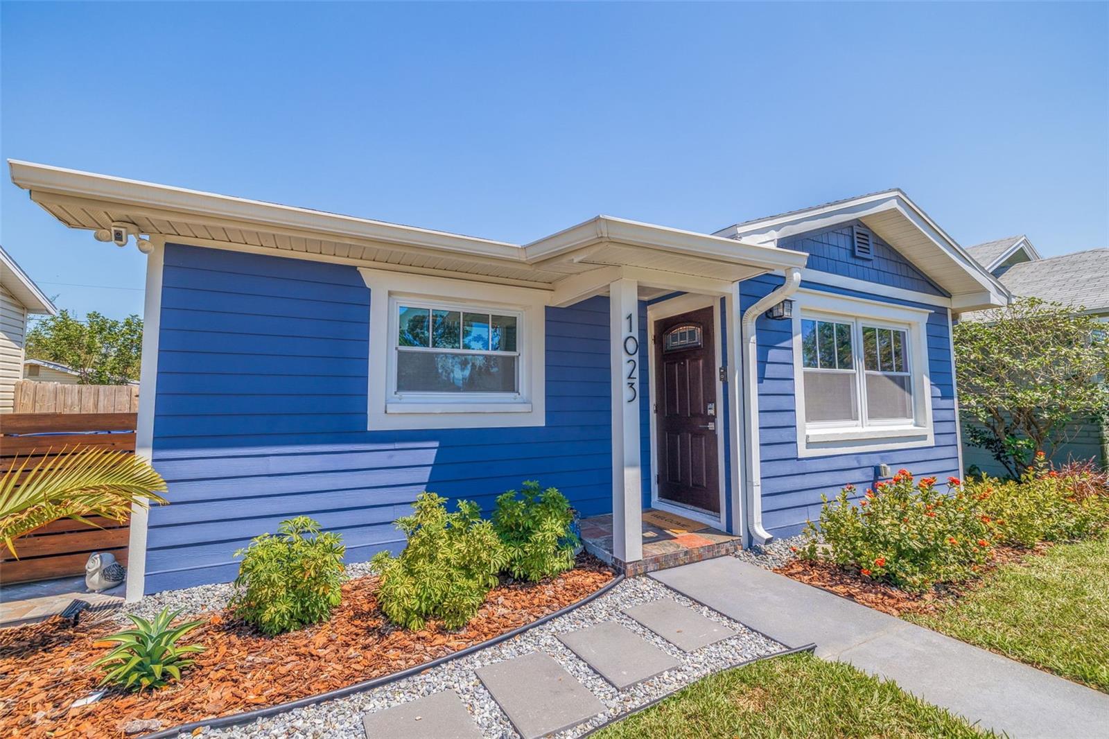 Image 4 of 41 For 1023 34th Avenue N