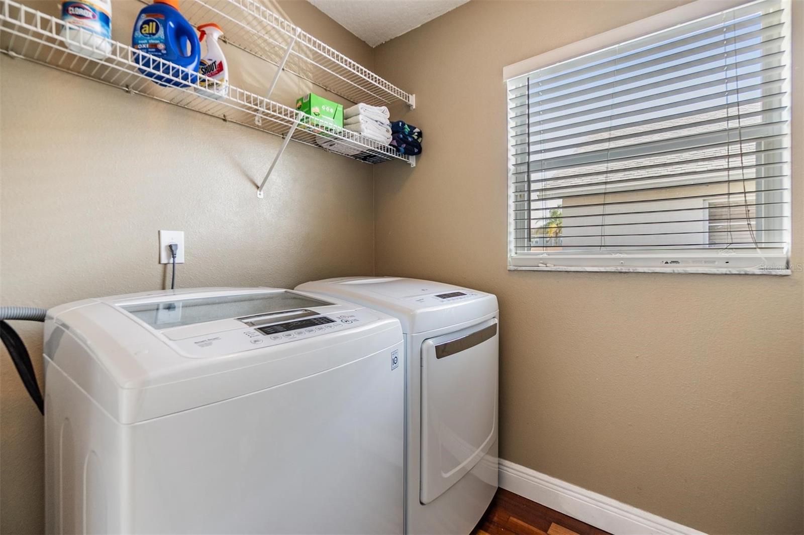 Image 18 of 29 For 7508 Mascotte Street