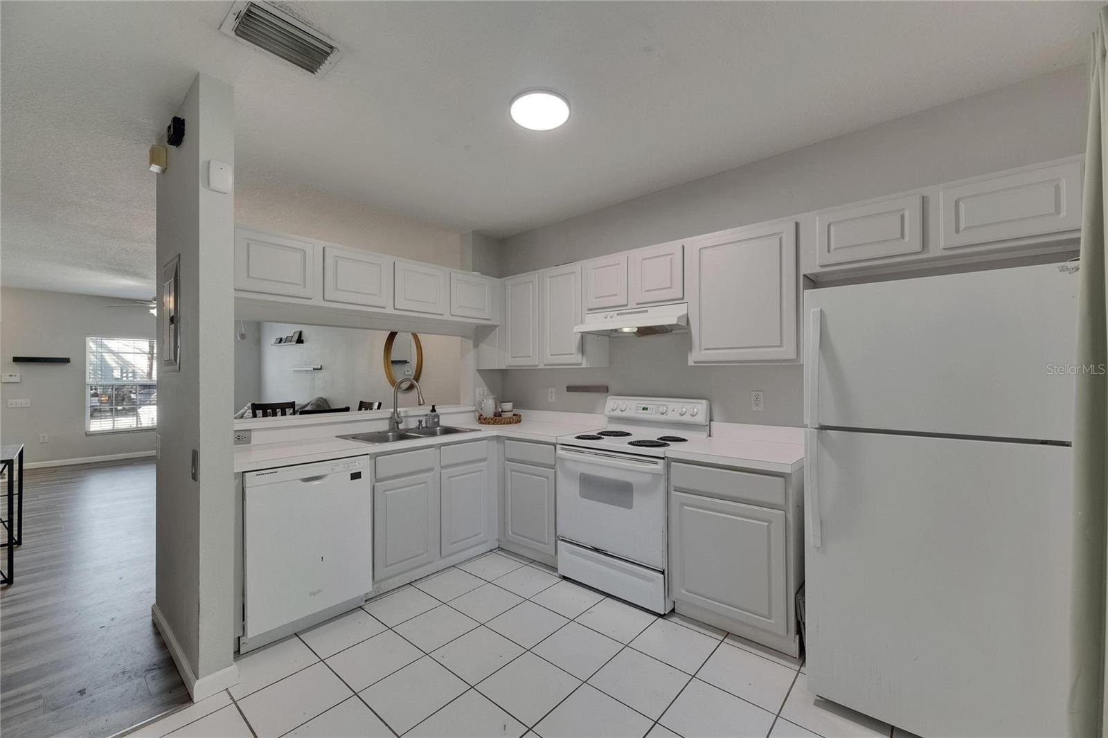 Image 11 of 51 For 2362 Lake Woodberry Circle