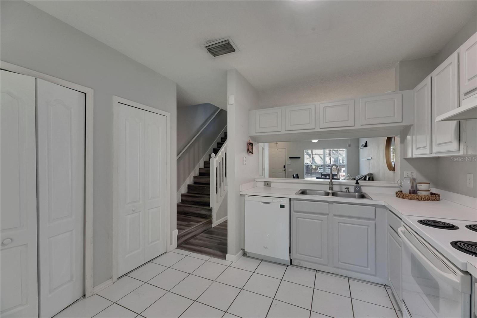 Image 13 of 51 For 2362 Lake Woodberry Circle
