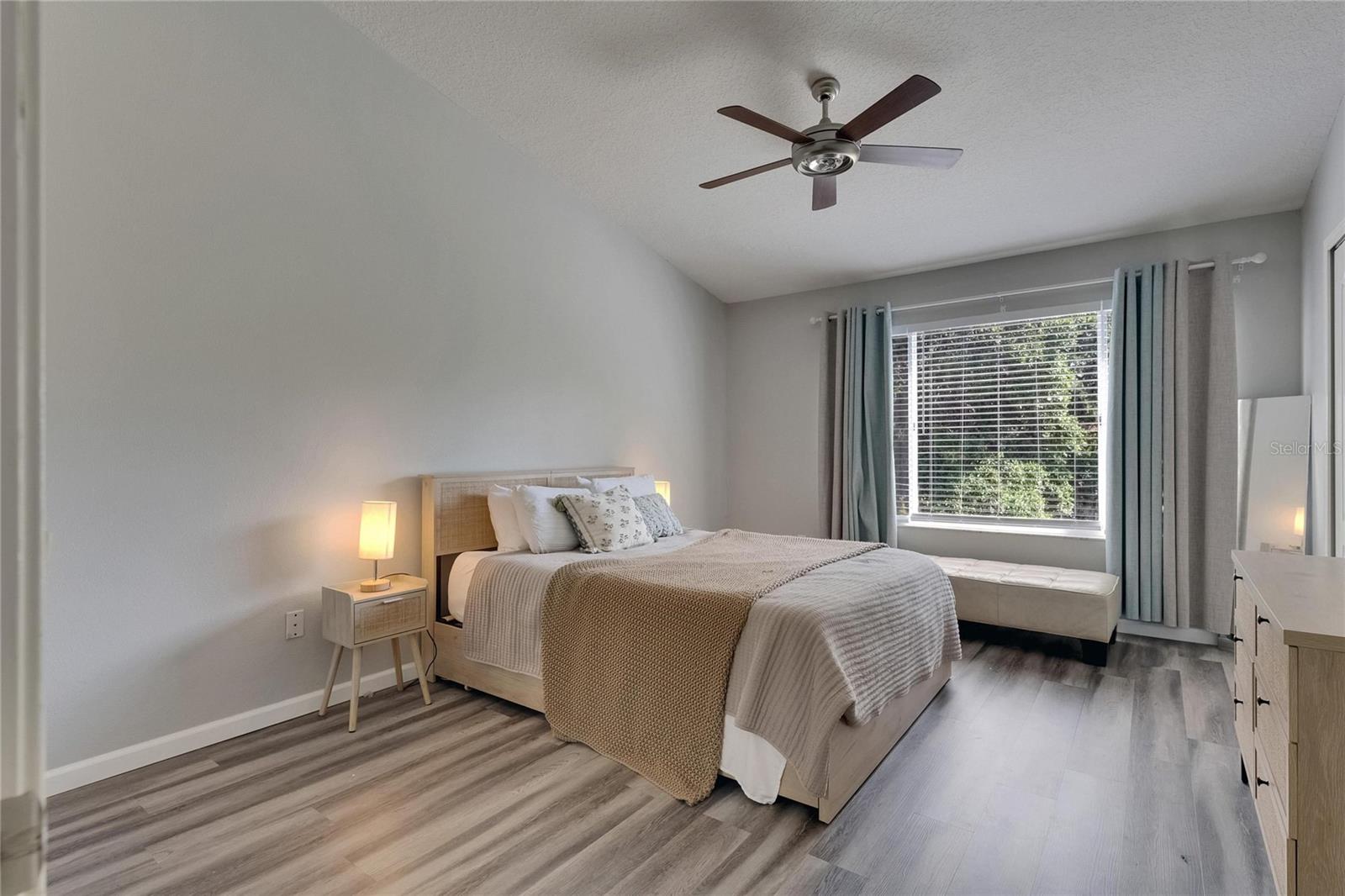 Image 22 of 51 For 2362 Lake Woodberry Circle