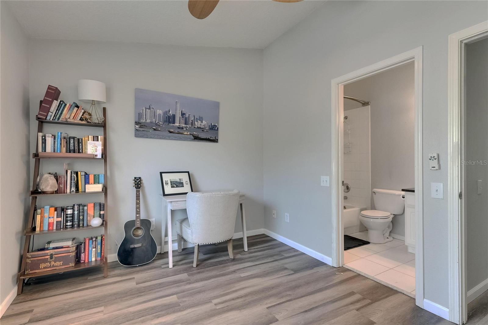 Image 27 of 51 For 2362 Lake Woodberry Circle