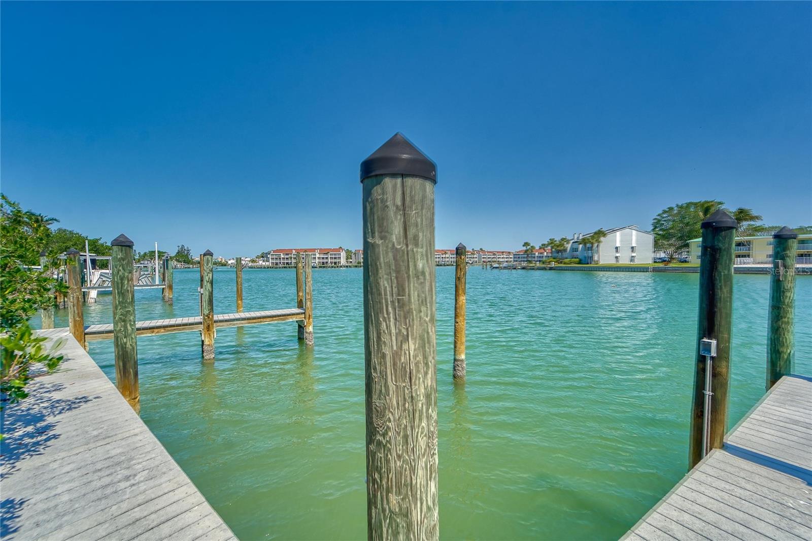 Image 15 of 45 For 12006 Lagoon Lane