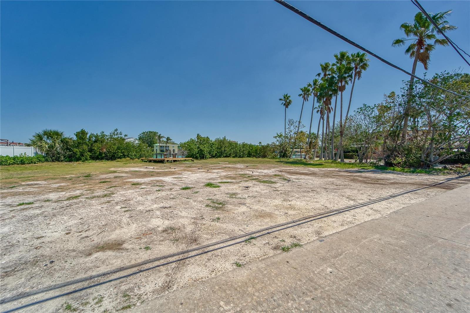 Image 8 of 45 For 12006 Lagoon Lane