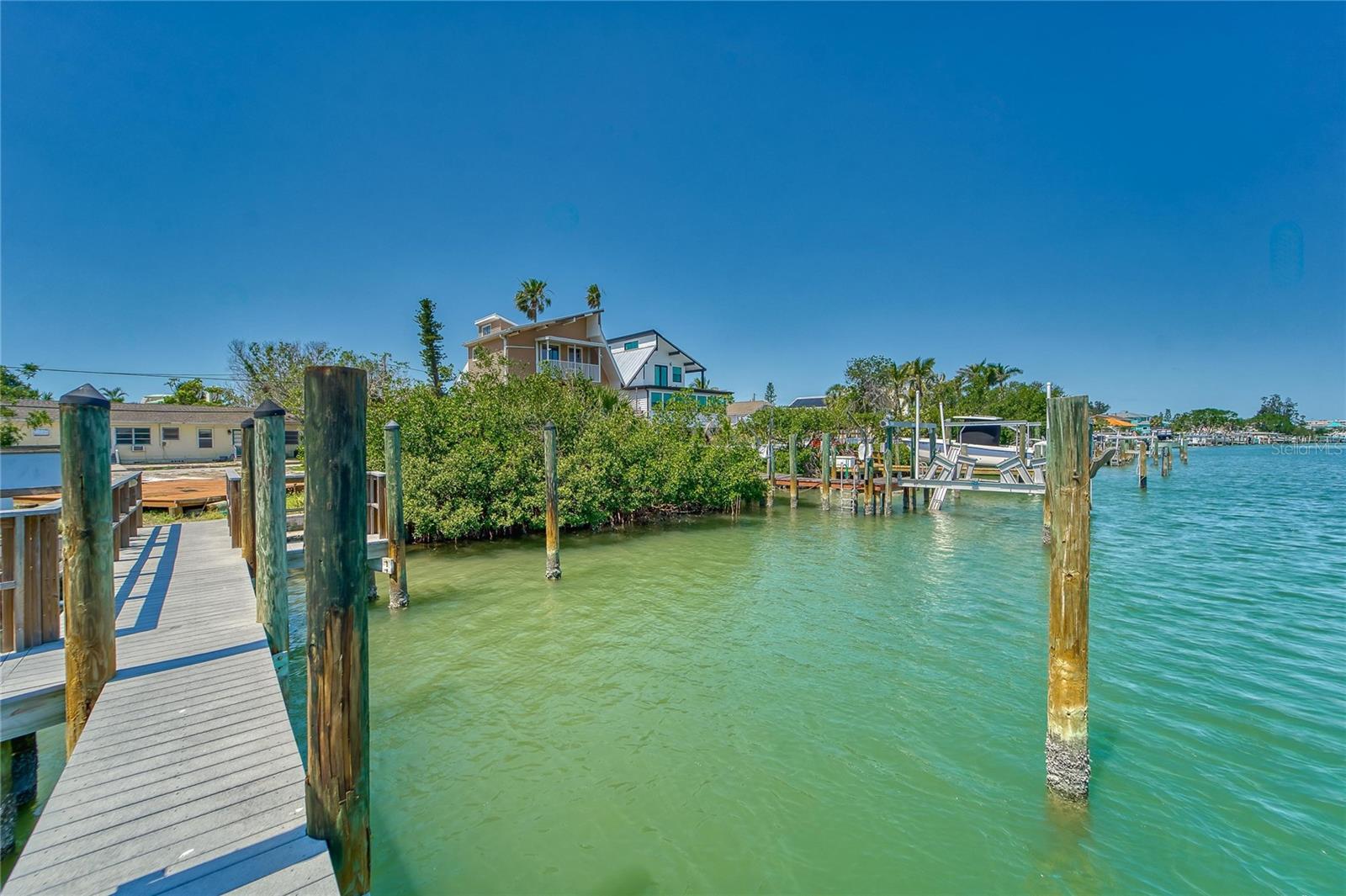 Image 14 of 43 For 12008 Lagoon Lane