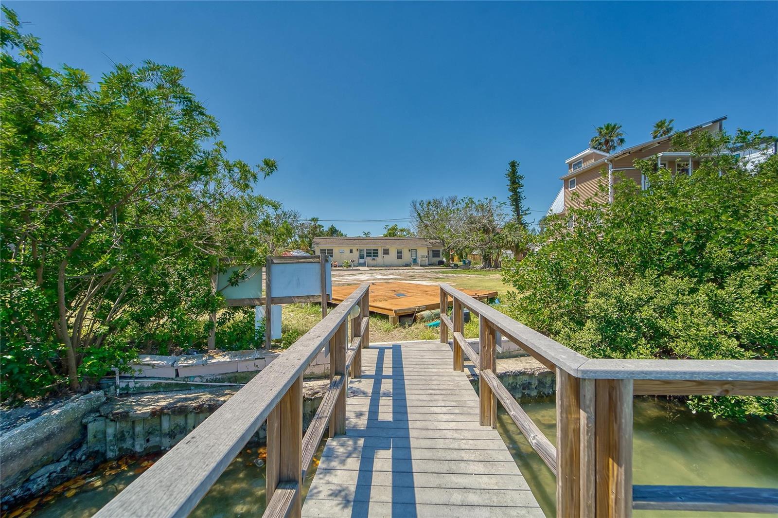 Image 16 of 43 For 12008 Lagoon Lane