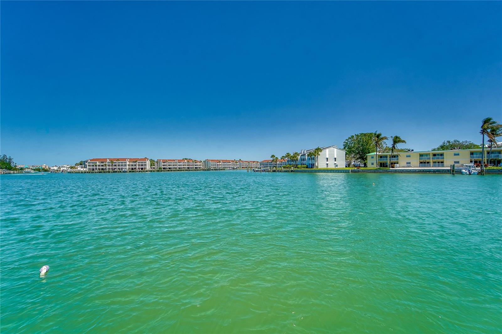Image 5 of 43 For 12008 Lagoon Lane
