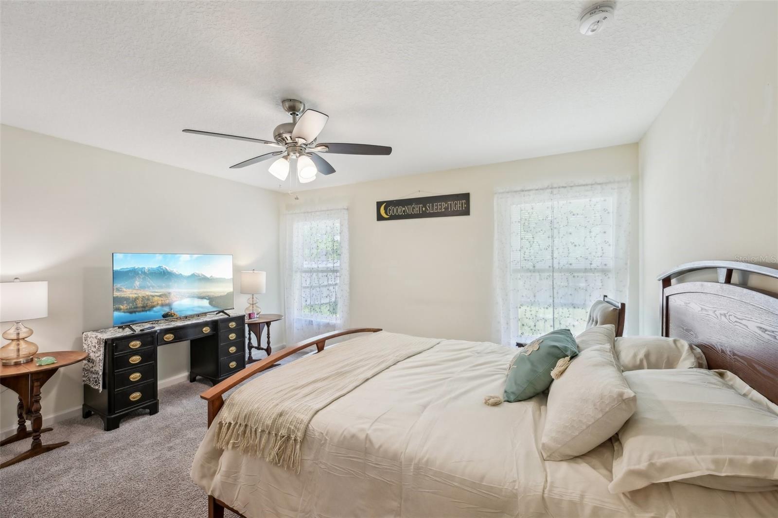 Image 15 of 39 For 2720 N Screech Owl Ave
