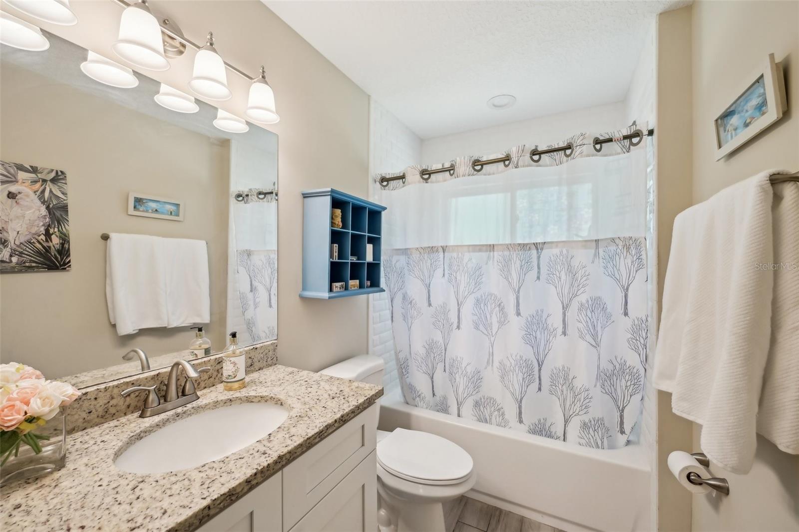 Image 24 of 39 For 2720 N Screech Owl Ave