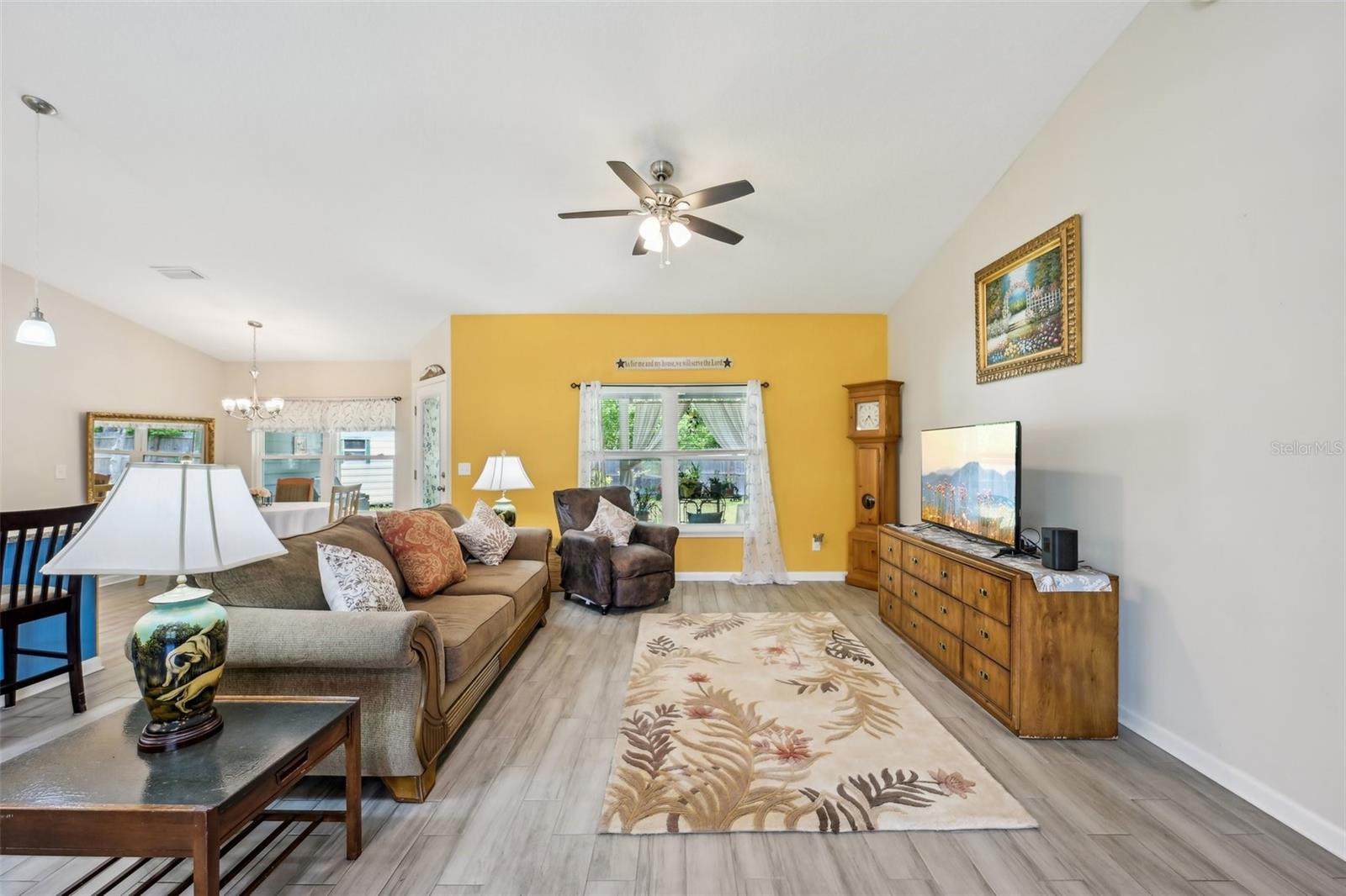 Image 8 of 39 For 2720 N Screech Owl Ave