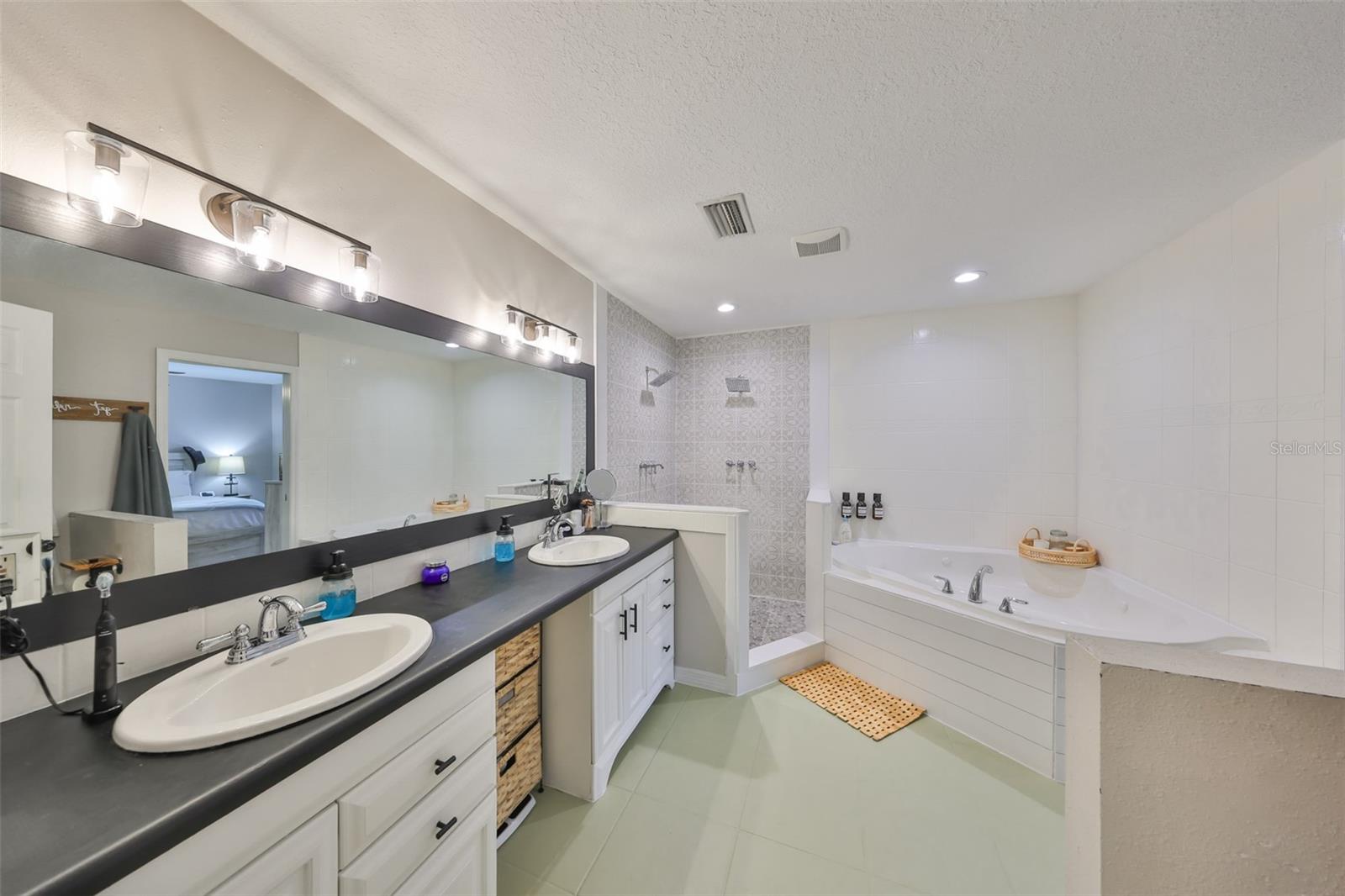 Listing photo id 19 for 8805 Van Fleet Road
