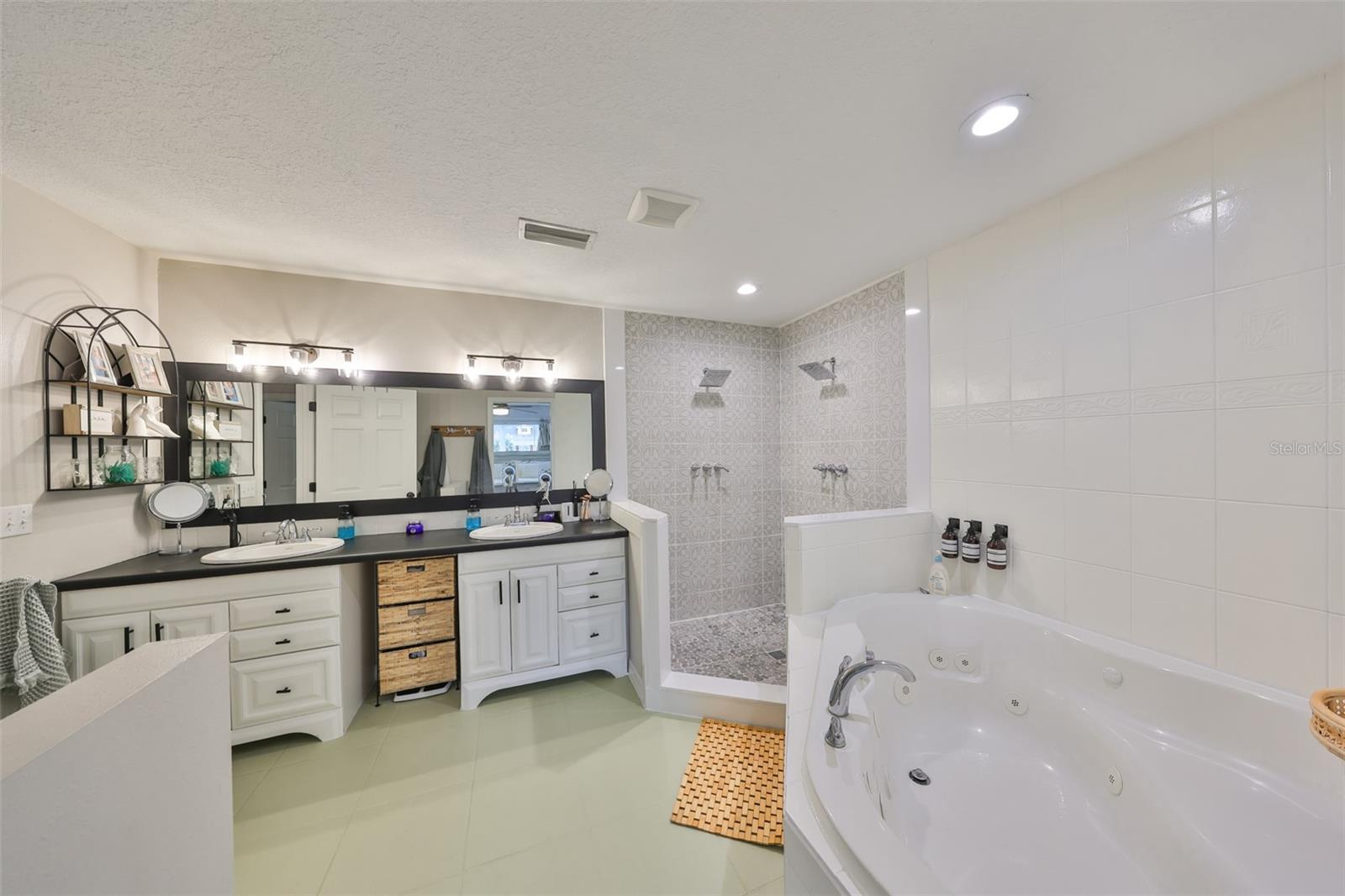 Listing photo id 20 for 8805 Van Fleet Road