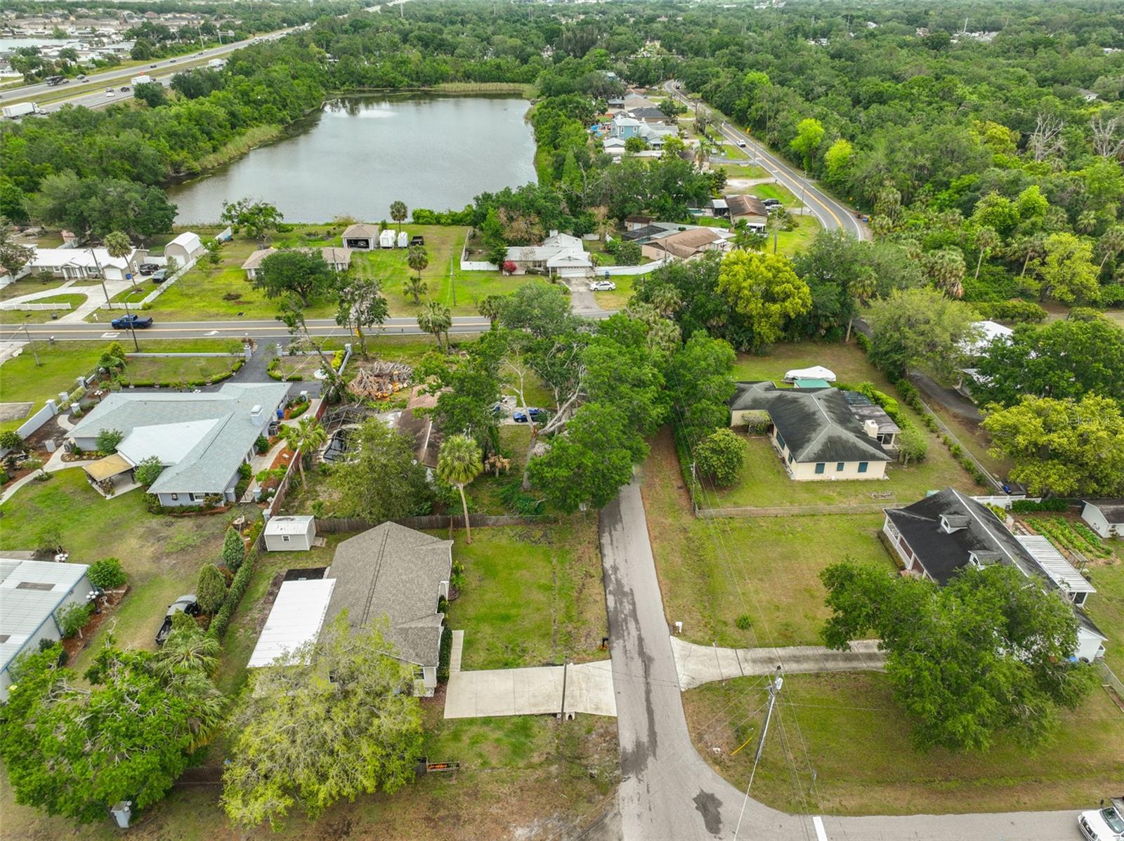 Listing photo id 42 for 8805 Van Fleet Road