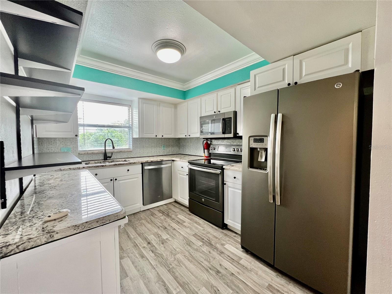 Image 8 of 15 For 7008 Mascotte Street A
