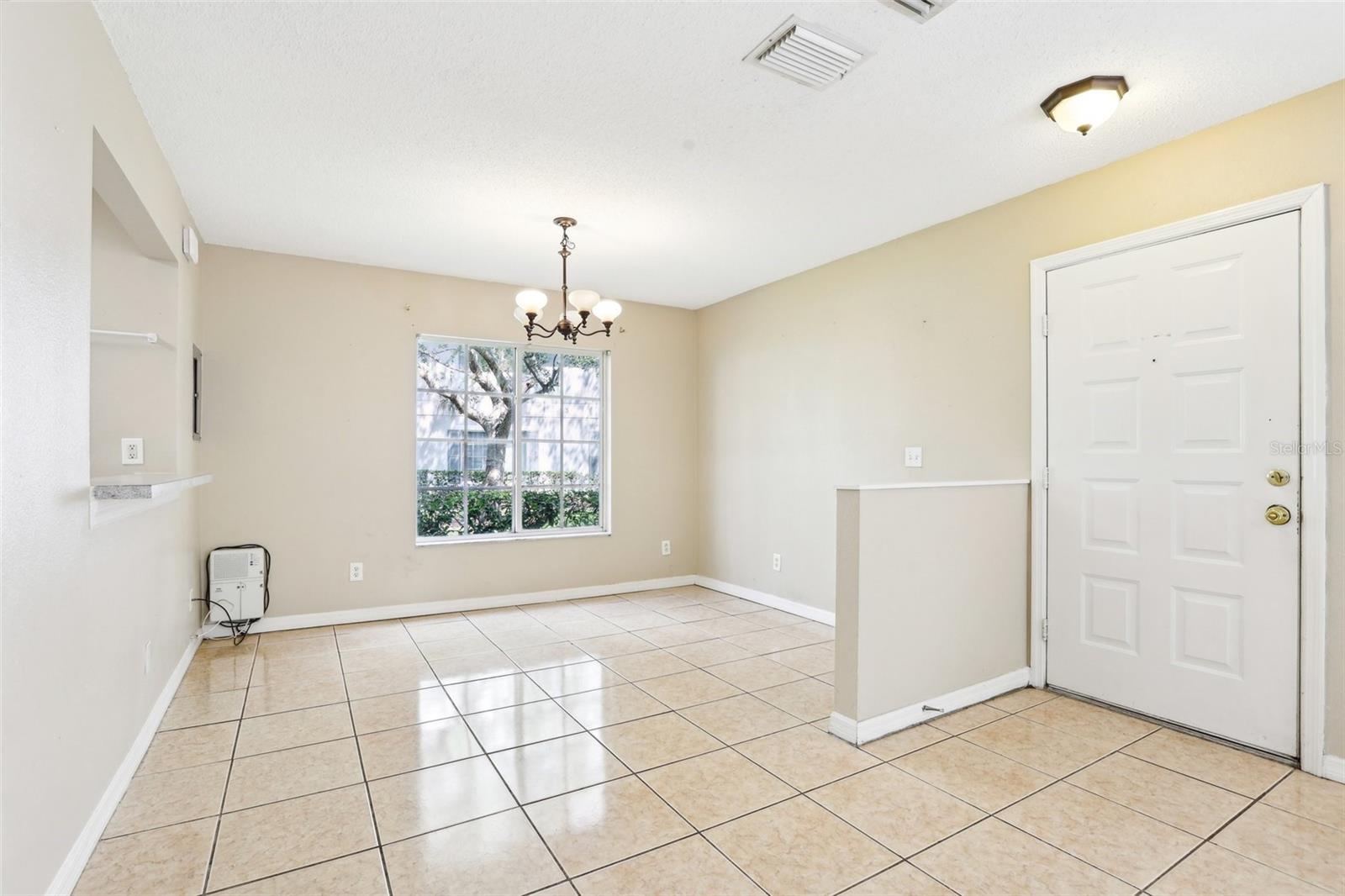 Image 10 of 34 For 7303 Bank Drive