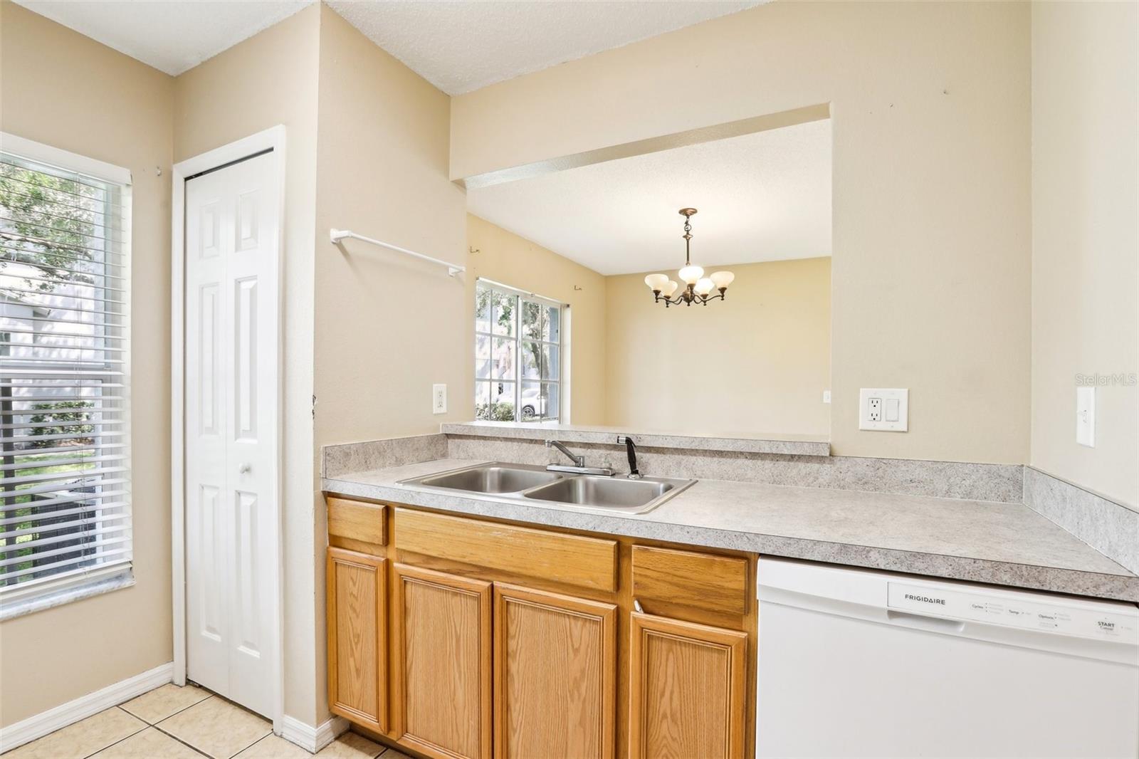 Image 16 of 34 For 7303 Bank Drive