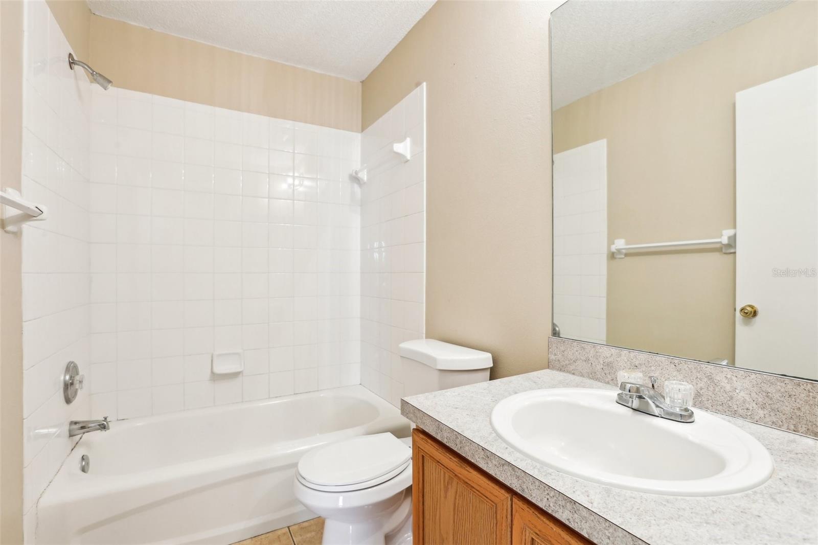 Image 20 of 34 For 7303 Bank Drive