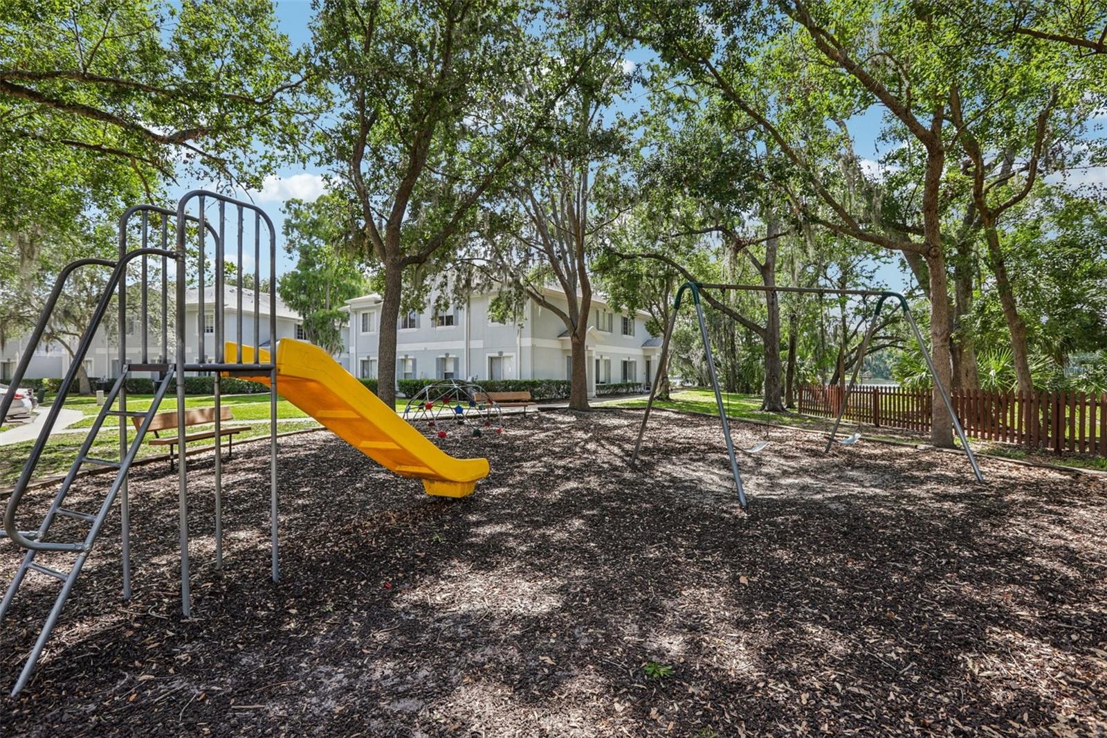 Image 33 of 34 For 7303 Bank Drive
