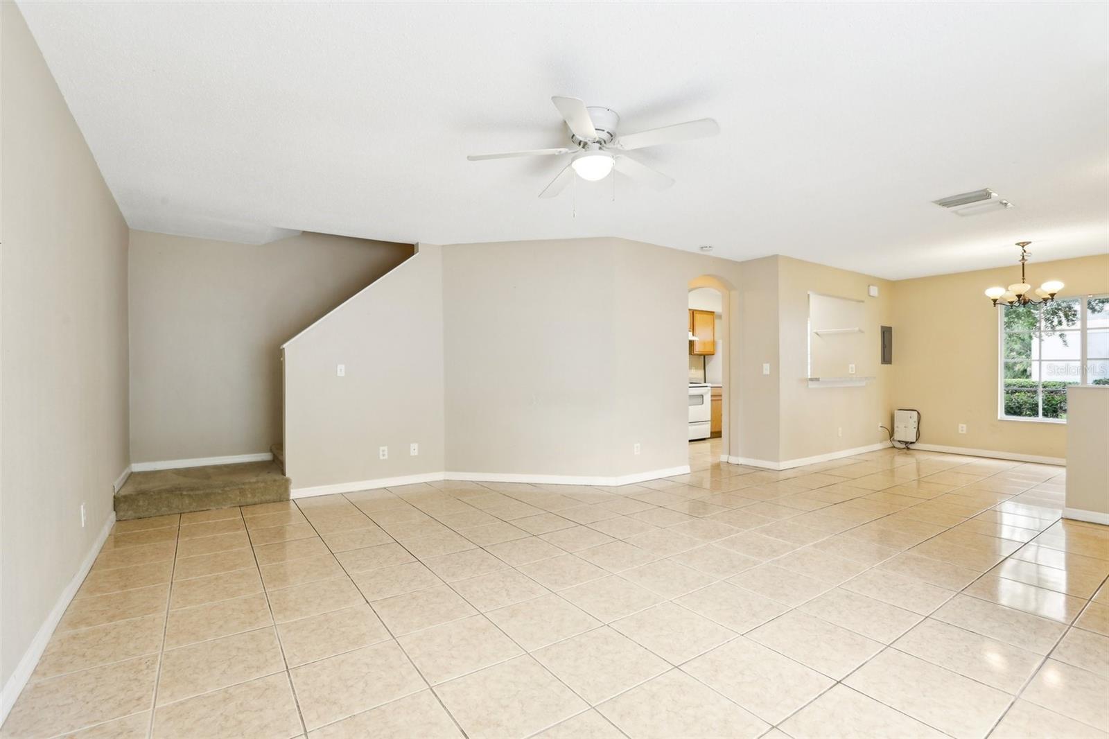 Image 7 of 34 For 7303 Bank Drive