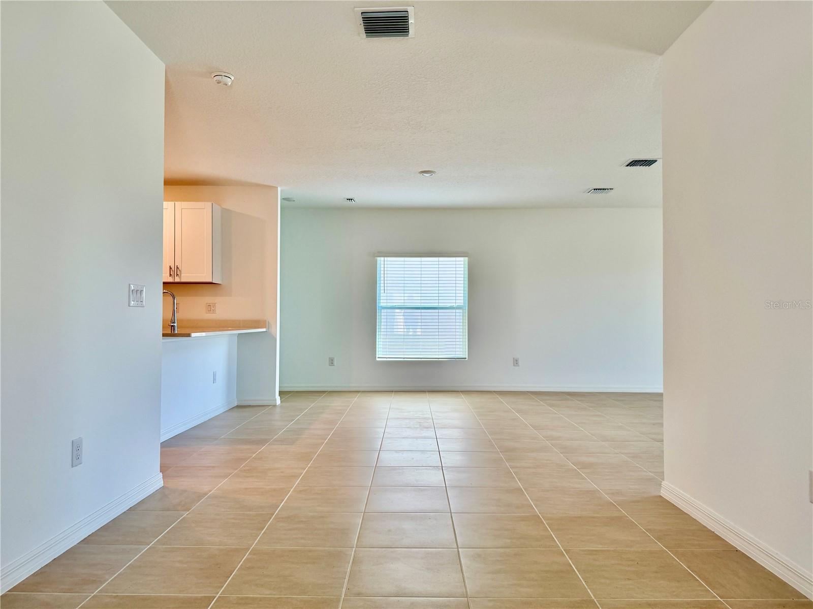 Image 12 of 24 For 11268 Fieldstone Drive
