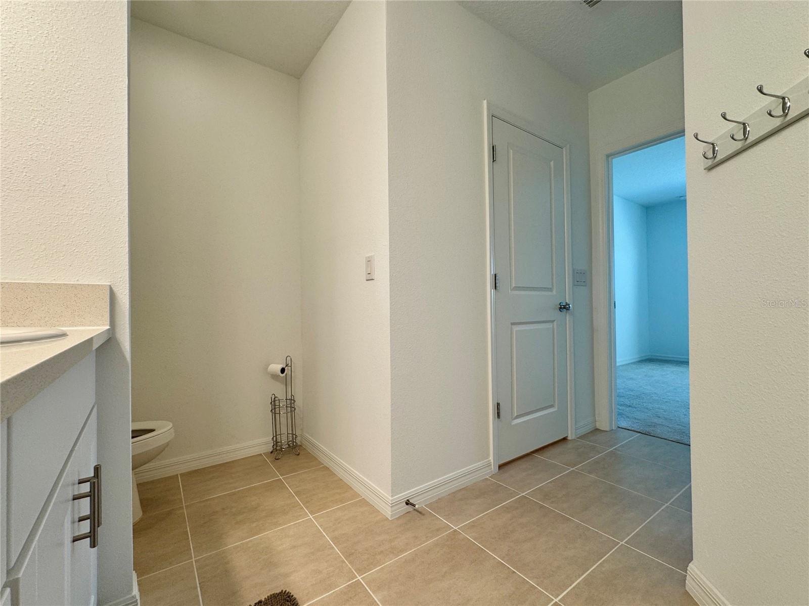 Image 16 of 24 For 11268 Fieldstone Drive