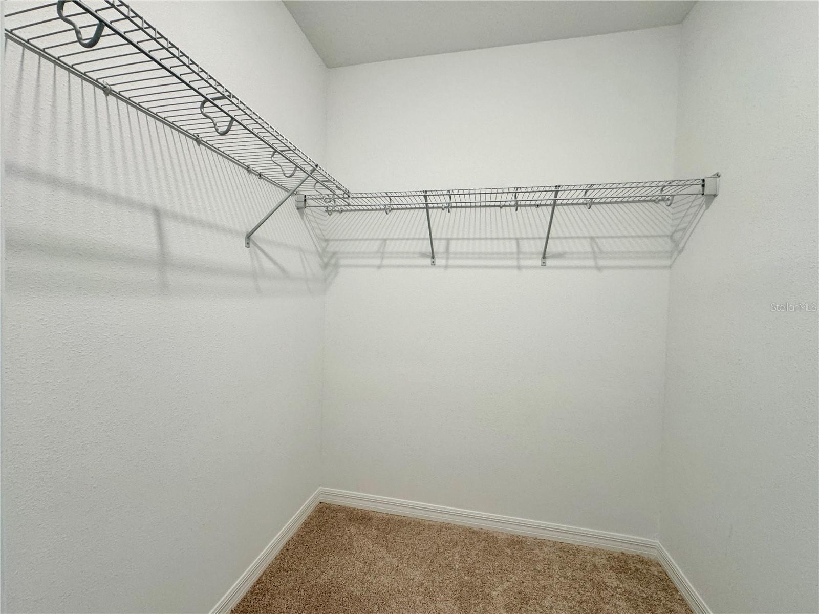 Image 17 of 24 For 11268 Fieldstone Drive