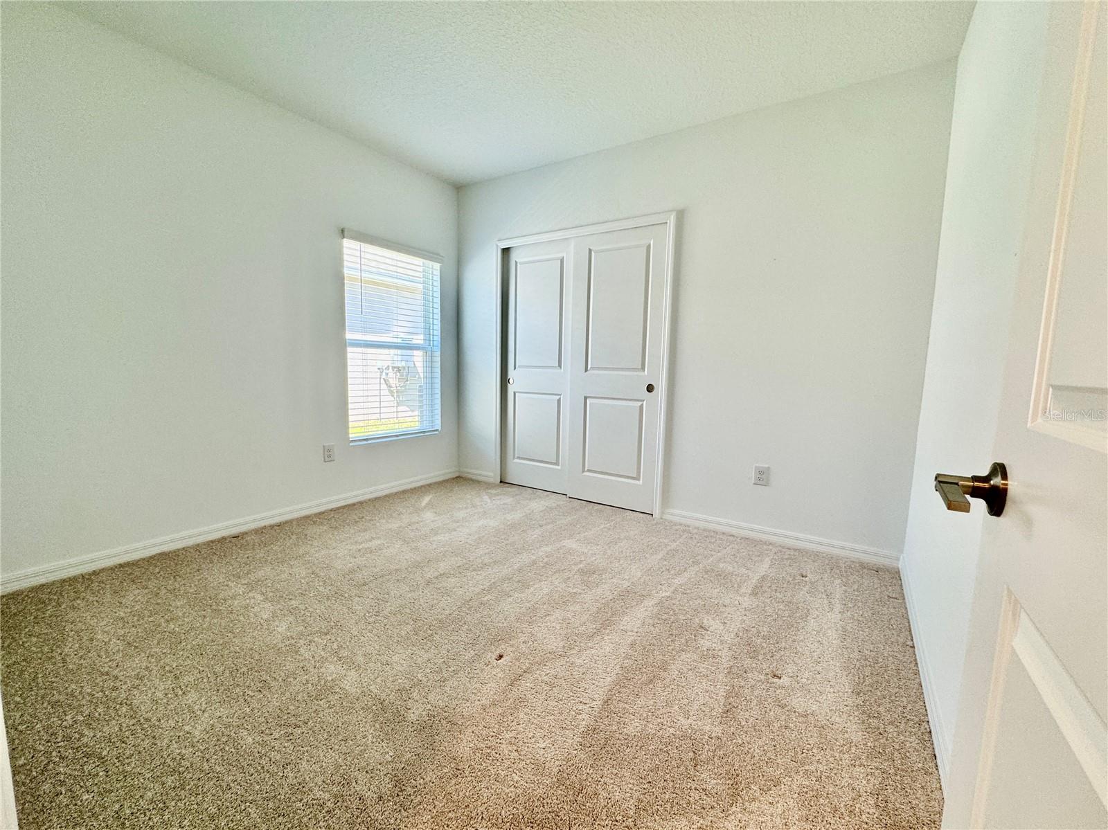 Image 18 of 24 For 11268 Fieldstone Drive