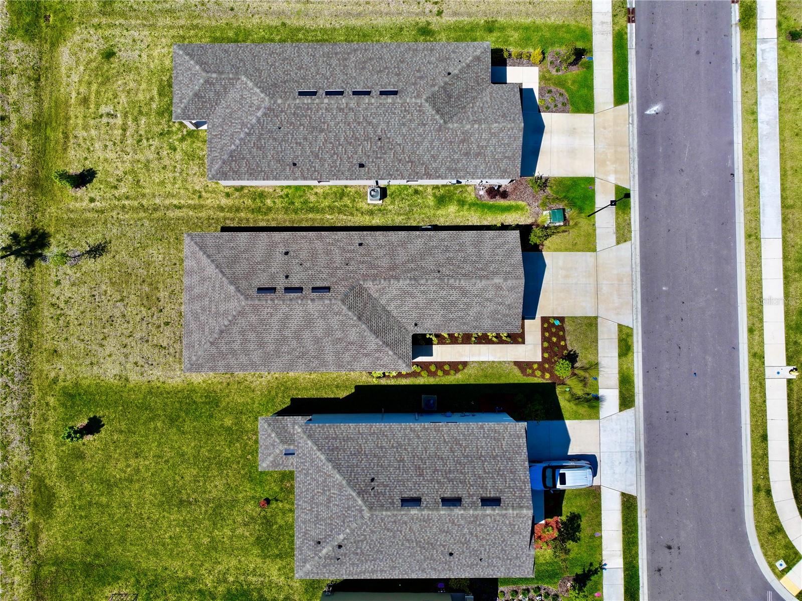 Image 3 of 24 For 11268 Fieldstone Drive